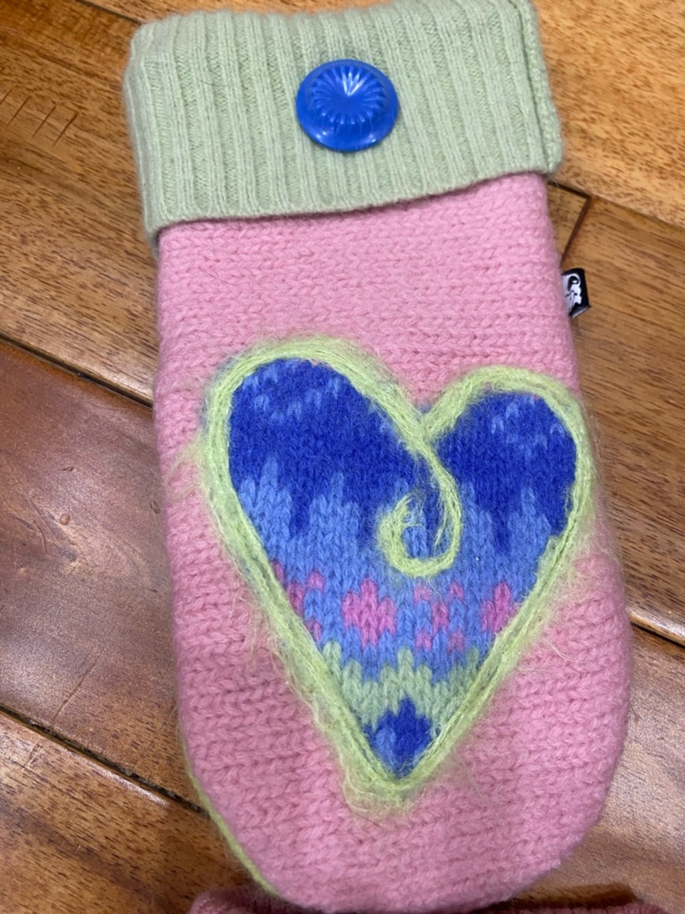 Handmade Mittens - Picture 4 of 6